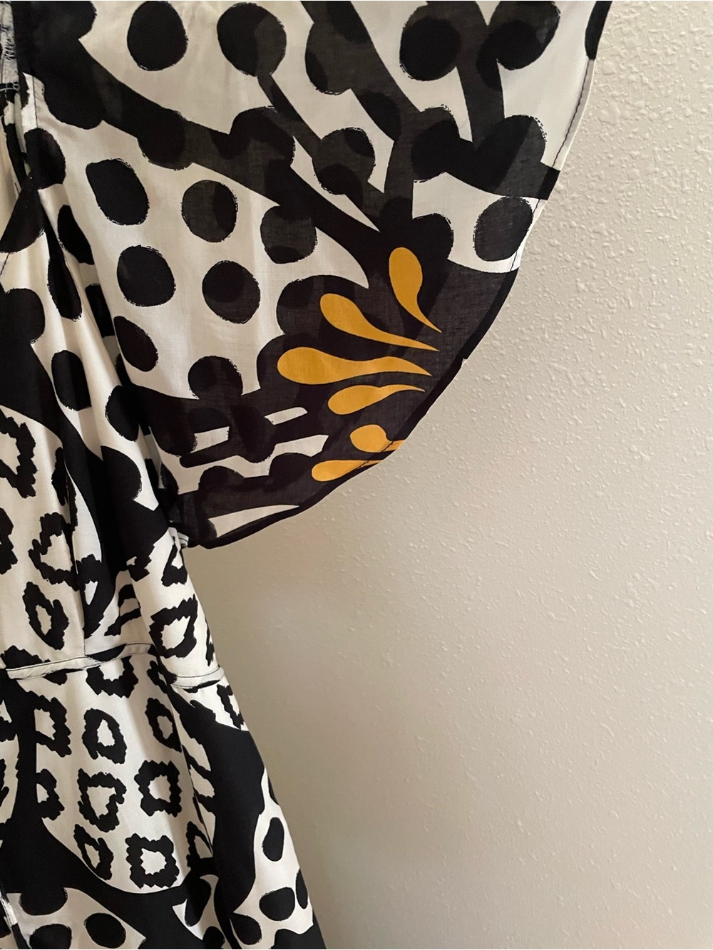 FARM Rio Black White & Yellow Graphic Floral Maxi Dress - Picture 7 of 9